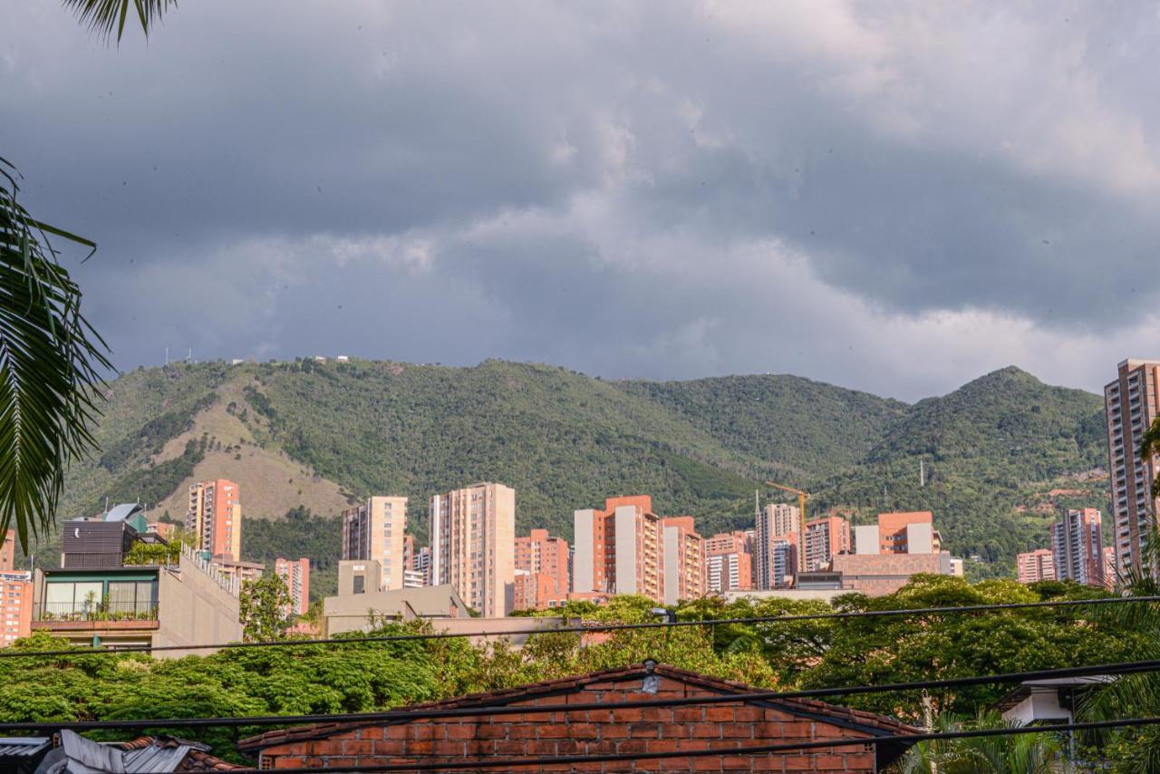 Apartment Carrera 301 Medellín Exteriör bild