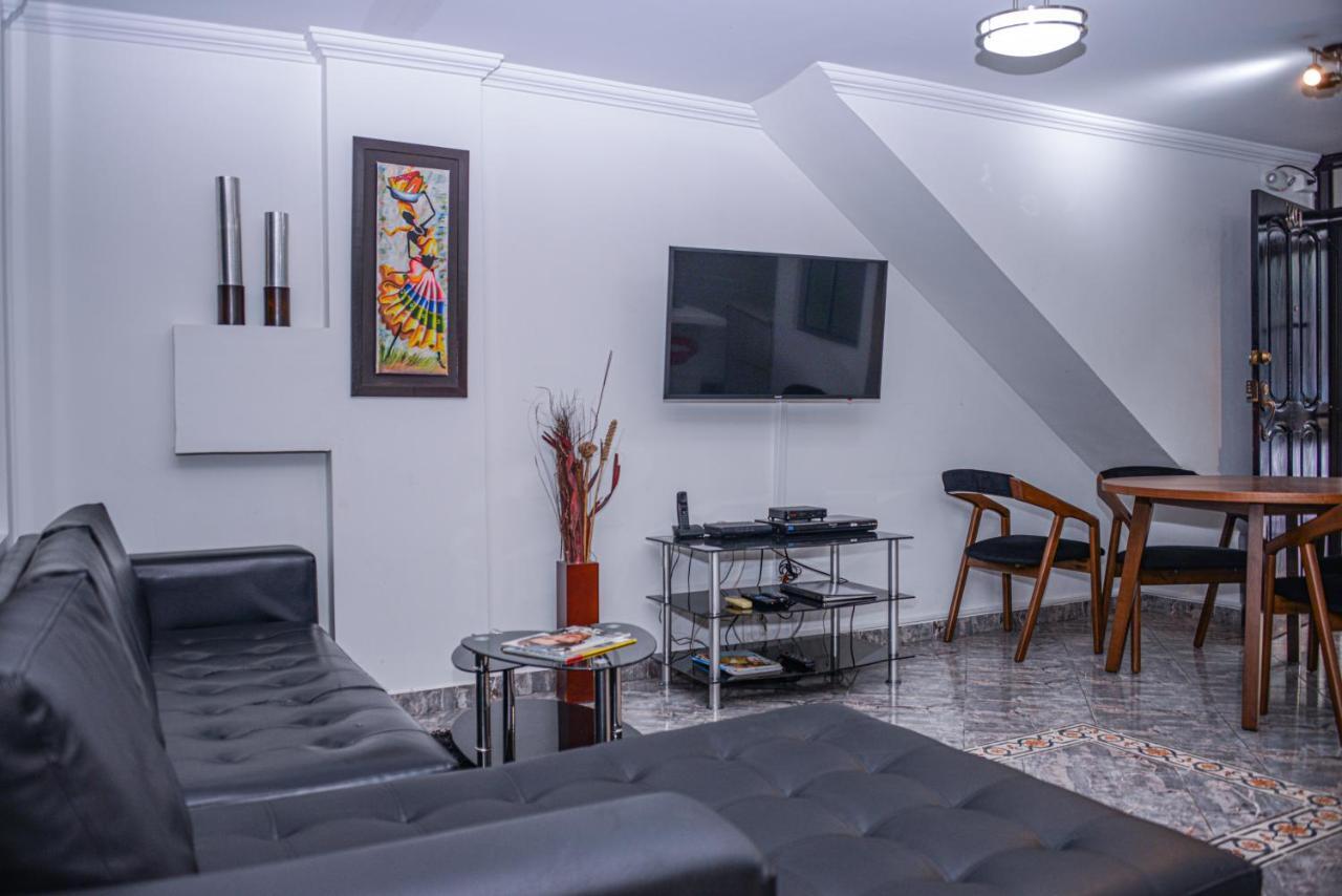 Apartment Carrera 301 Medellín Exteriör bild