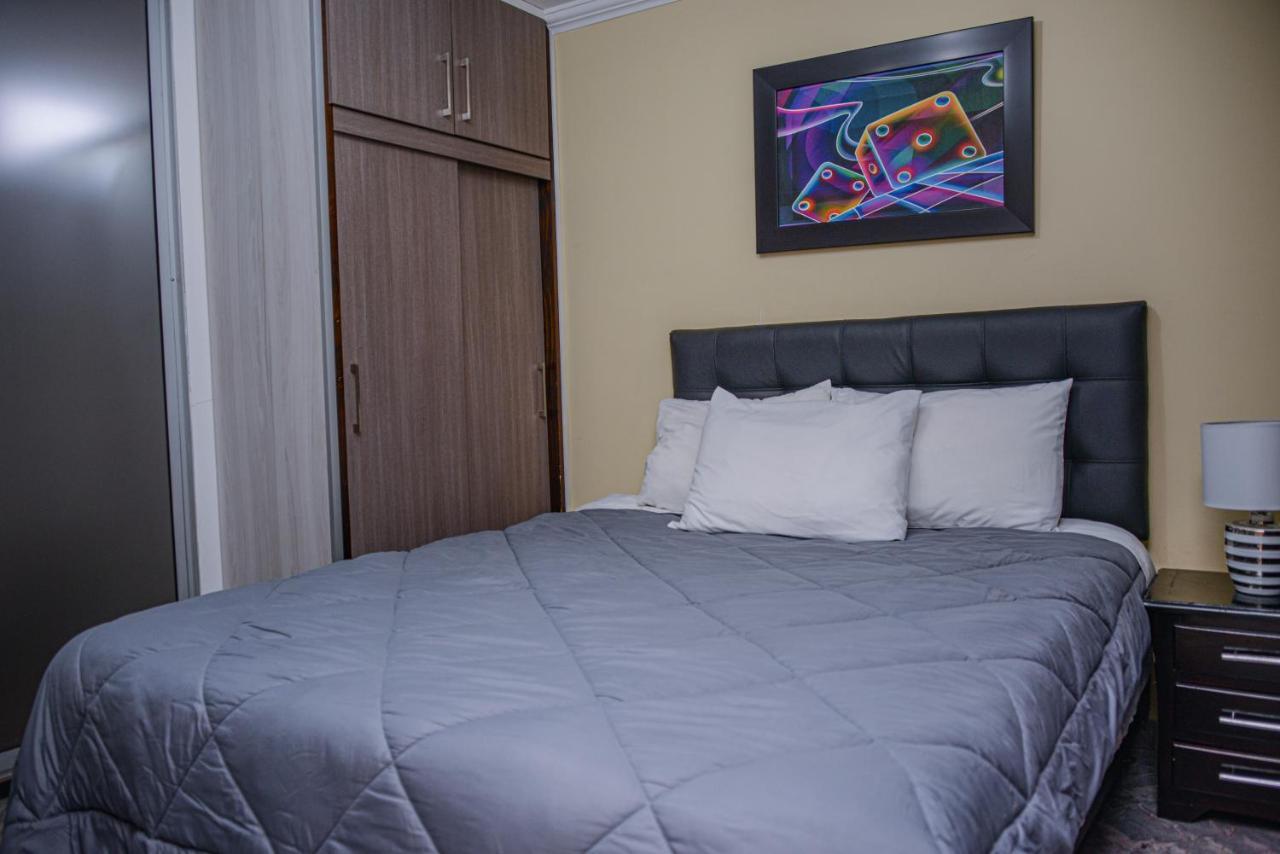 Apartment Carrera 301 Medellín Exteriör bild
